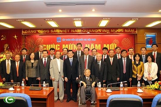 ທ່ານປະທານປະເທດ ເຈືອງເຕີນຊາງ ອວຍພອນປີໃໝ່ກຸ່ມບໍລິສັດນ້ຳມັນອາຍແກັດແຫ່ງຊາດຫວຽດນາມ